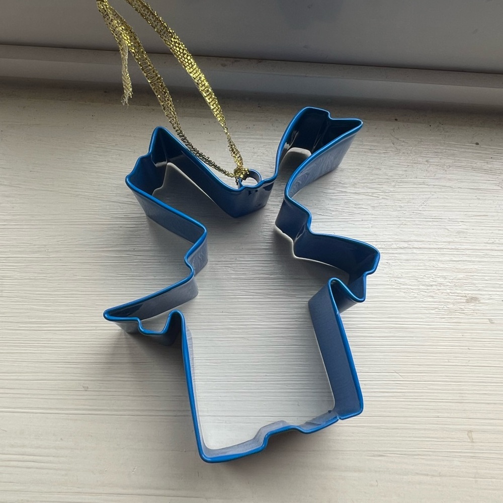 Dutch bros cookie cutter ornament. 2015-2017